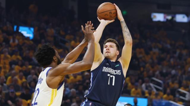 开云体育平台-飚中21记三分的独行侠 还是死在了三分线上